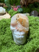 Load image into Gallery viewer, Flower Agate Skull