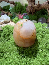 Load image into Gallery viewer, Flower Agate Skull