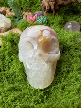 Load image into Gallery viewer, Flower Agate Skull