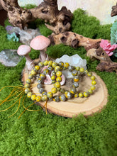 Load image into Gallery viewer, Bumblebee Jasper Bracelet
