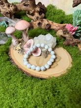 Load image into Gallery viewer, Howlite Bracelet
