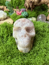 Load image into Gallery viewer, Flower Agate Skull
