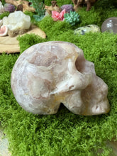 Load image into Gallery viewer, Flower Agate Skull
