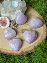 Load image into Gallery viewer, Kunzite Heart

